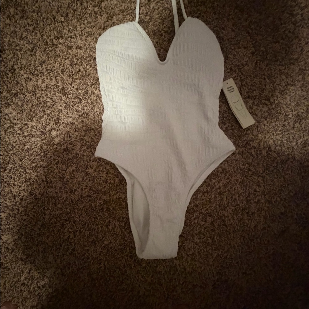 No Boundaries White swim suite